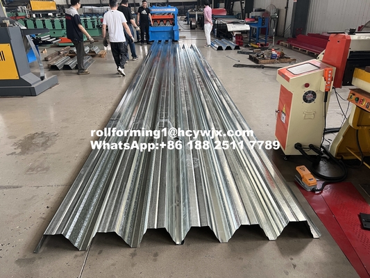صفحه حمل بار قابل اعتماد T153-40L-840 ماشین ساخت رول کف طبقه دقیق