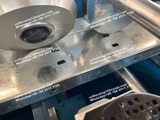 فولاد CZ ماشین ساخت رول توسط PLC کنترل می شود