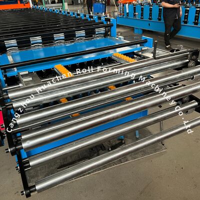 ماشین دو لایه ای رول سازی برای سقف فلزی با سرعت 15m / min 0.3-0.6mm ضخامت و زنجیره ای