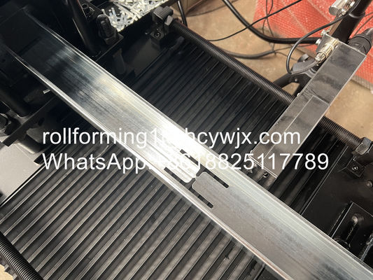 380 ولت 50 هرتز گل میخ و ماشین ردیابی فولاد کنترل 10 ردیف Plc