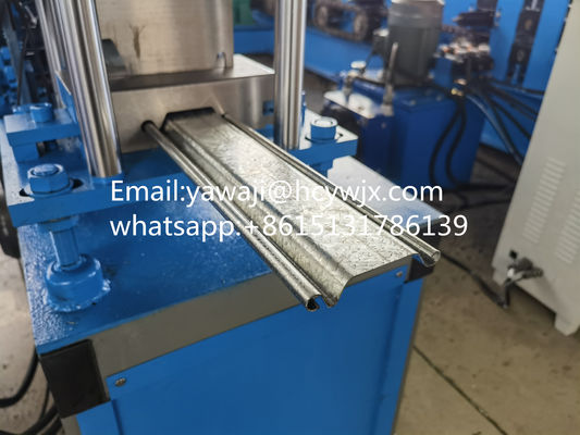 موتور زنجیره ای کامل اتوماتیک شاتر درب فریم رولینگ ماشین برای 380 ولت 50 هرتز 3 فاز فولاد فریم Purlin